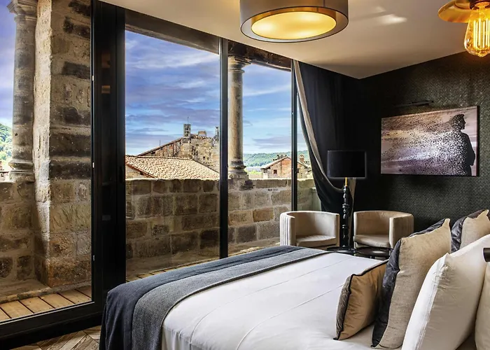 Mercure Figeac Viguier Du Roy